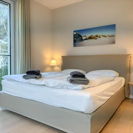 Strandlaeufer - Vogue * Остзебад Бинц